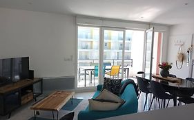Bel Appartement A Royan, Tout A Pied.